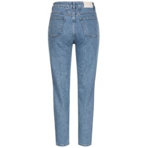 Fotografía profesional de producto para shorts, vaqueros y pantalones. Fotografía de producto de shorts, vaqueros y pantalones